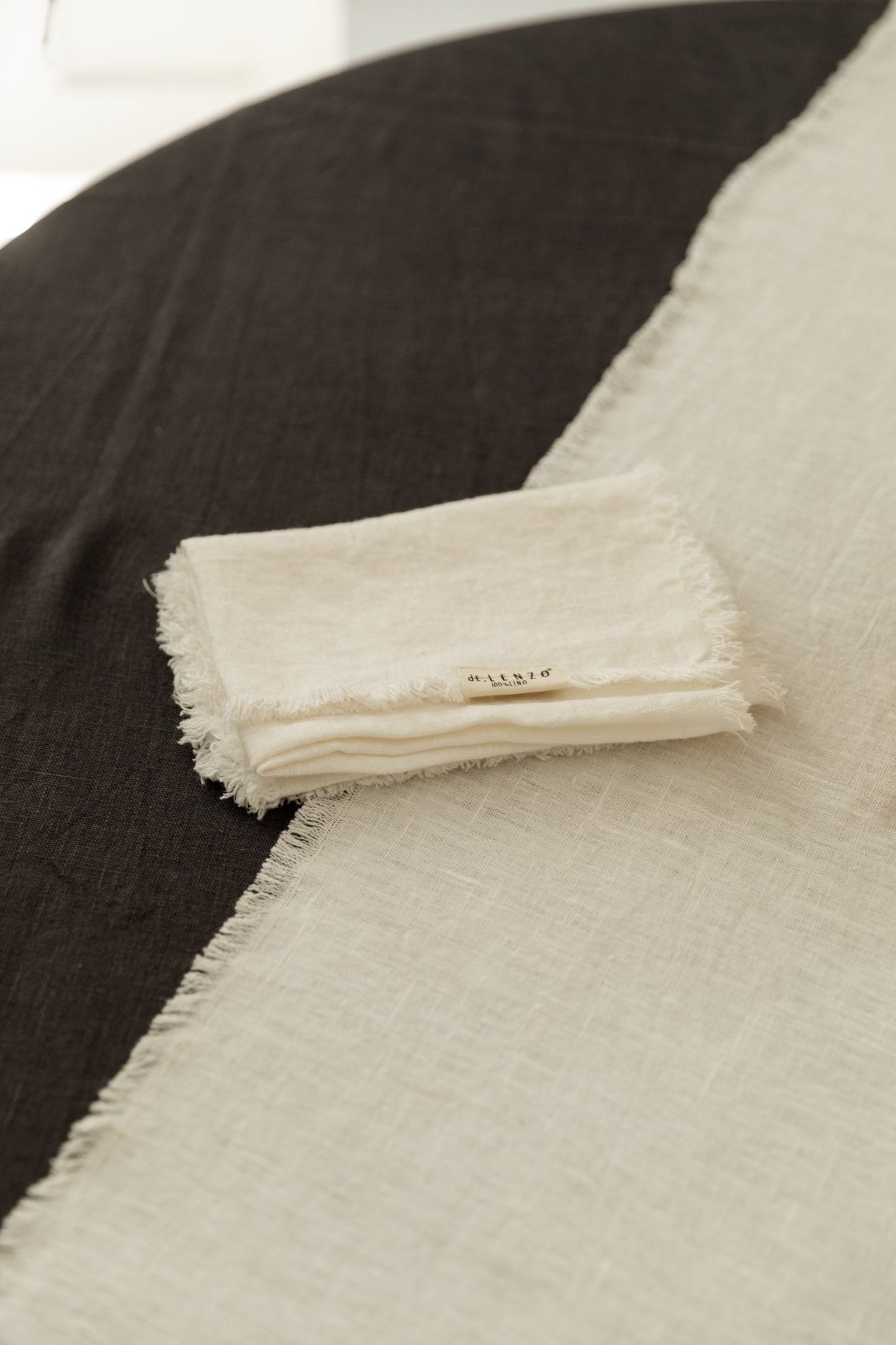 CAMINO DE MESA MARRAKECH BLANCO CON 2 SERVILLETAS