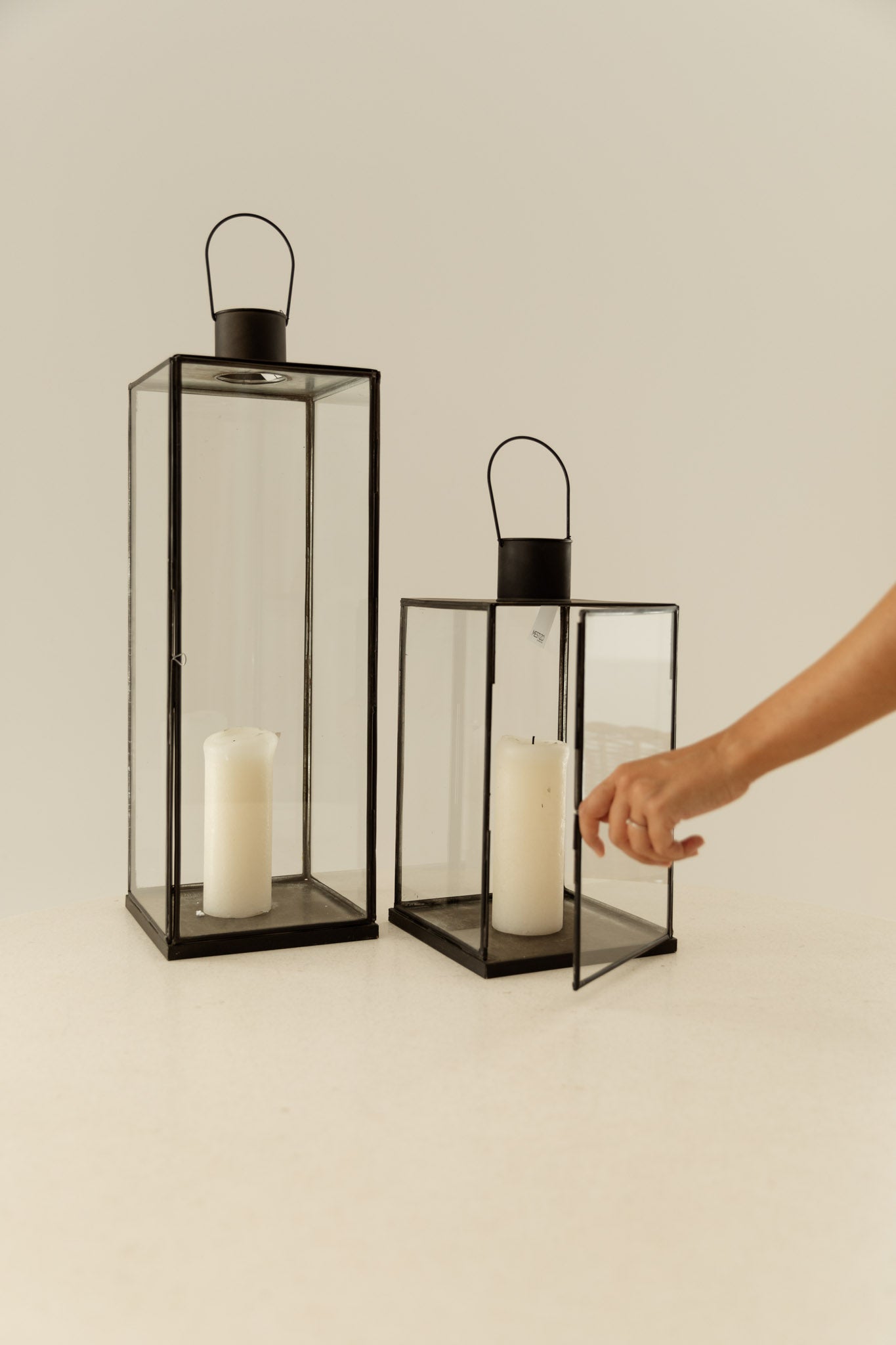 FAROL MINIMALISTA METAL NEGRO