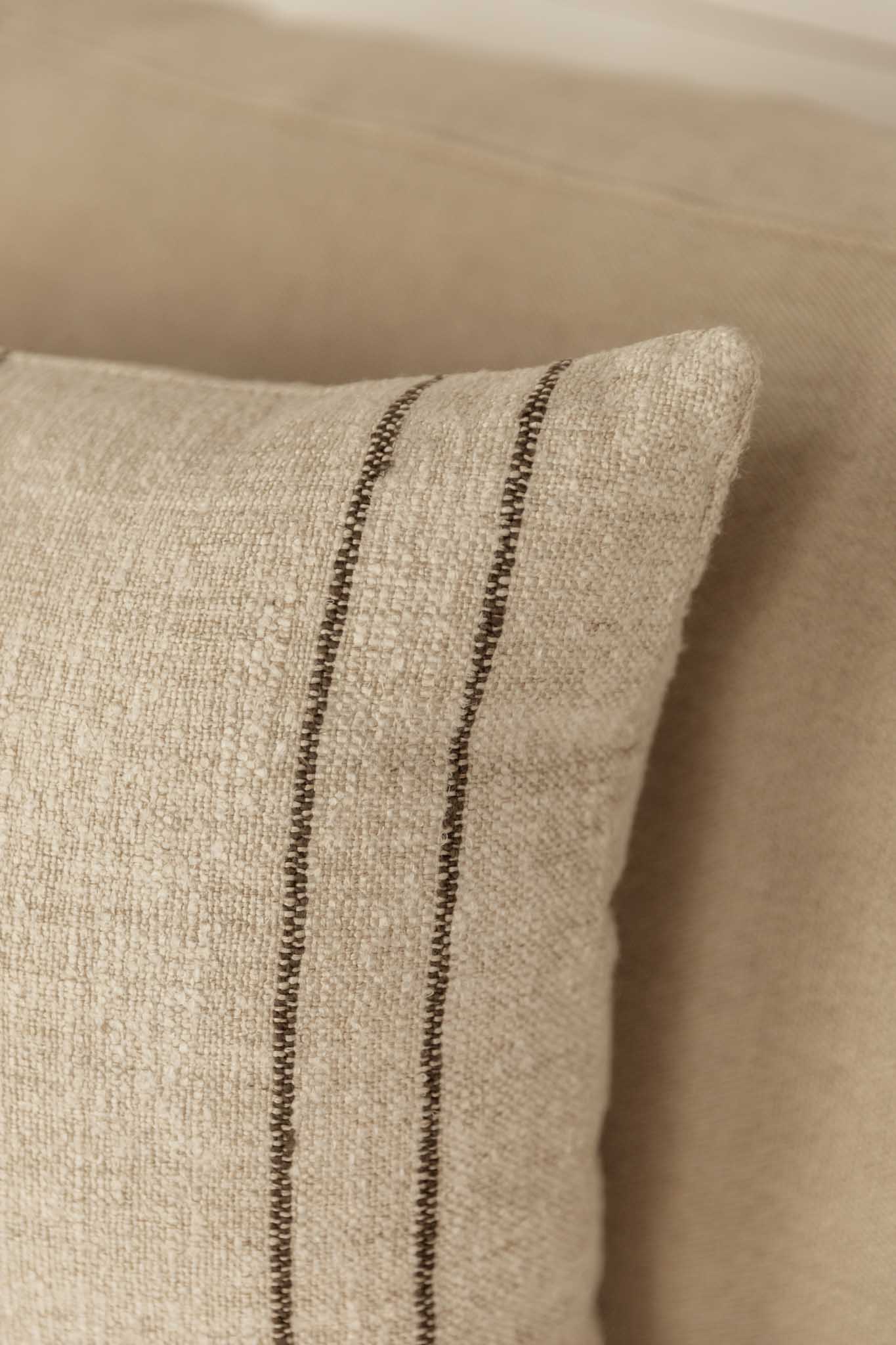 COJÍN LINO RÚSTICO RAYA GRIS