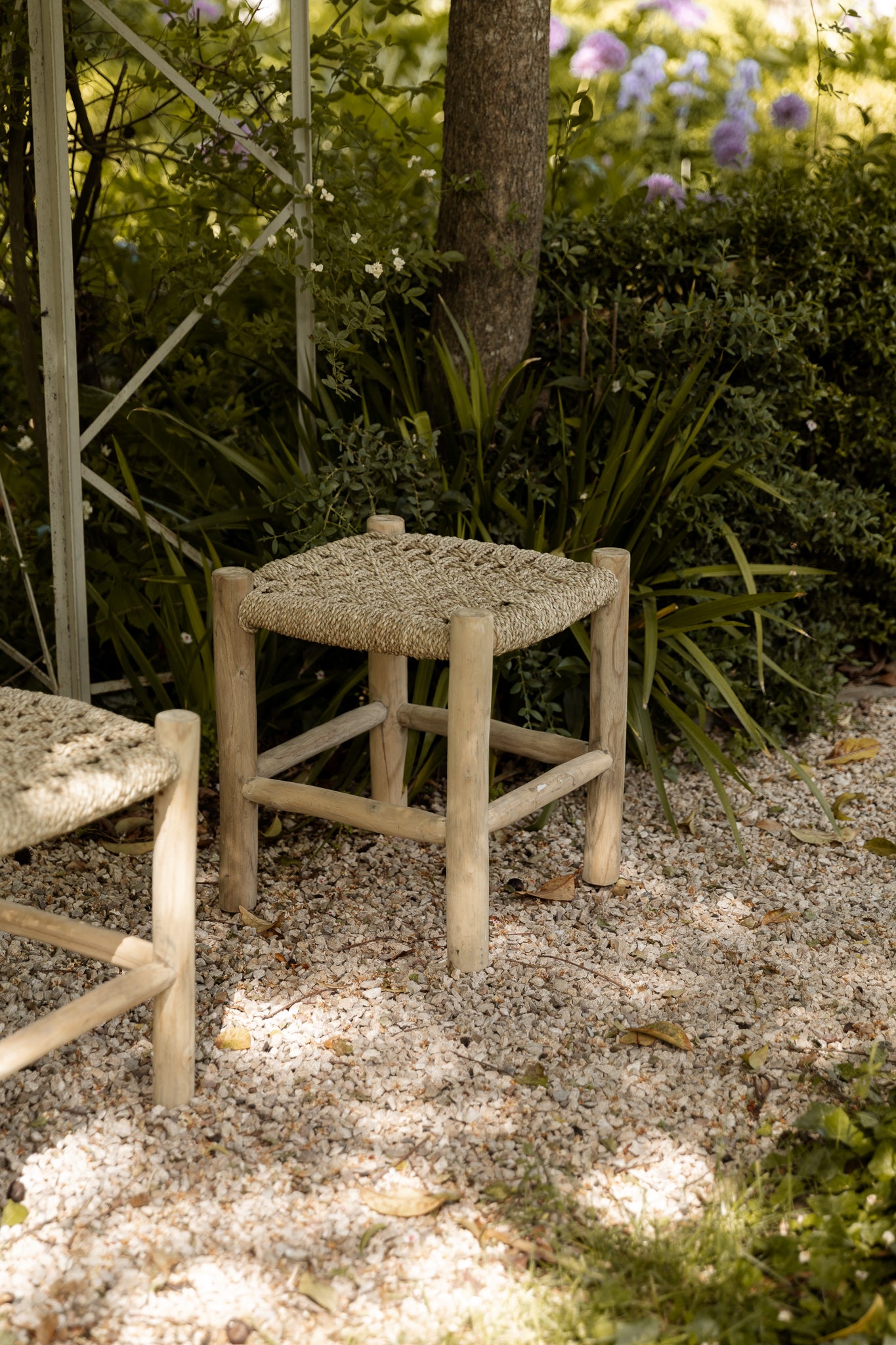 TABURETE DE TECA Y FIBRA NATURAL