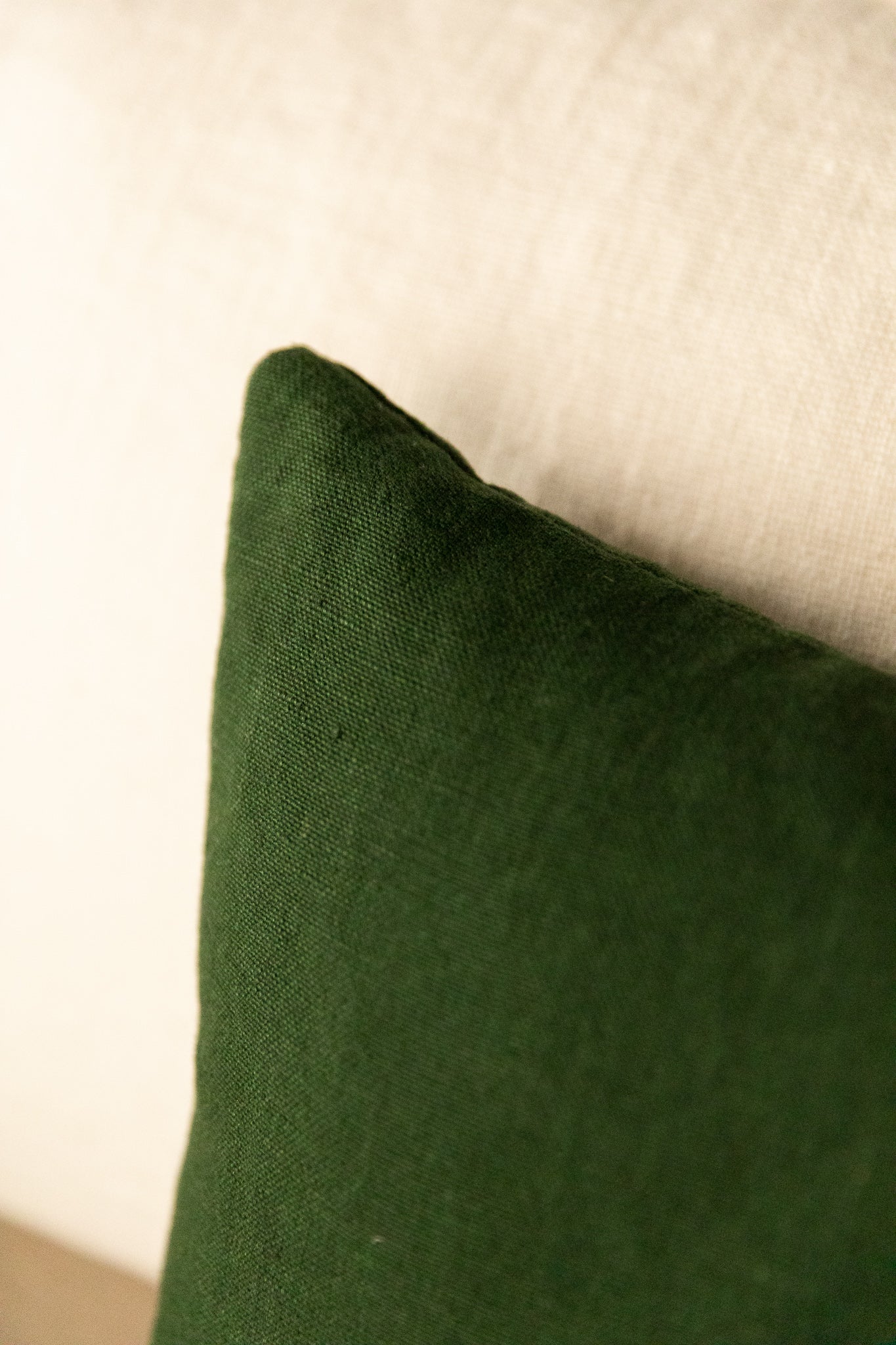 COJÍN DE LINO LAVADO VERDE