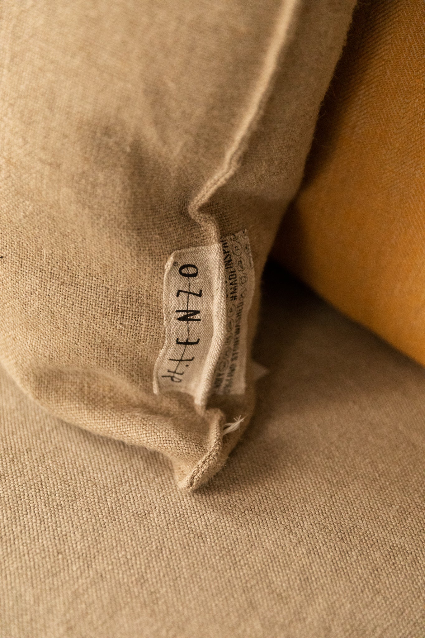 FUNDA DE COJÍN LINO NATURAL PESTAÑA