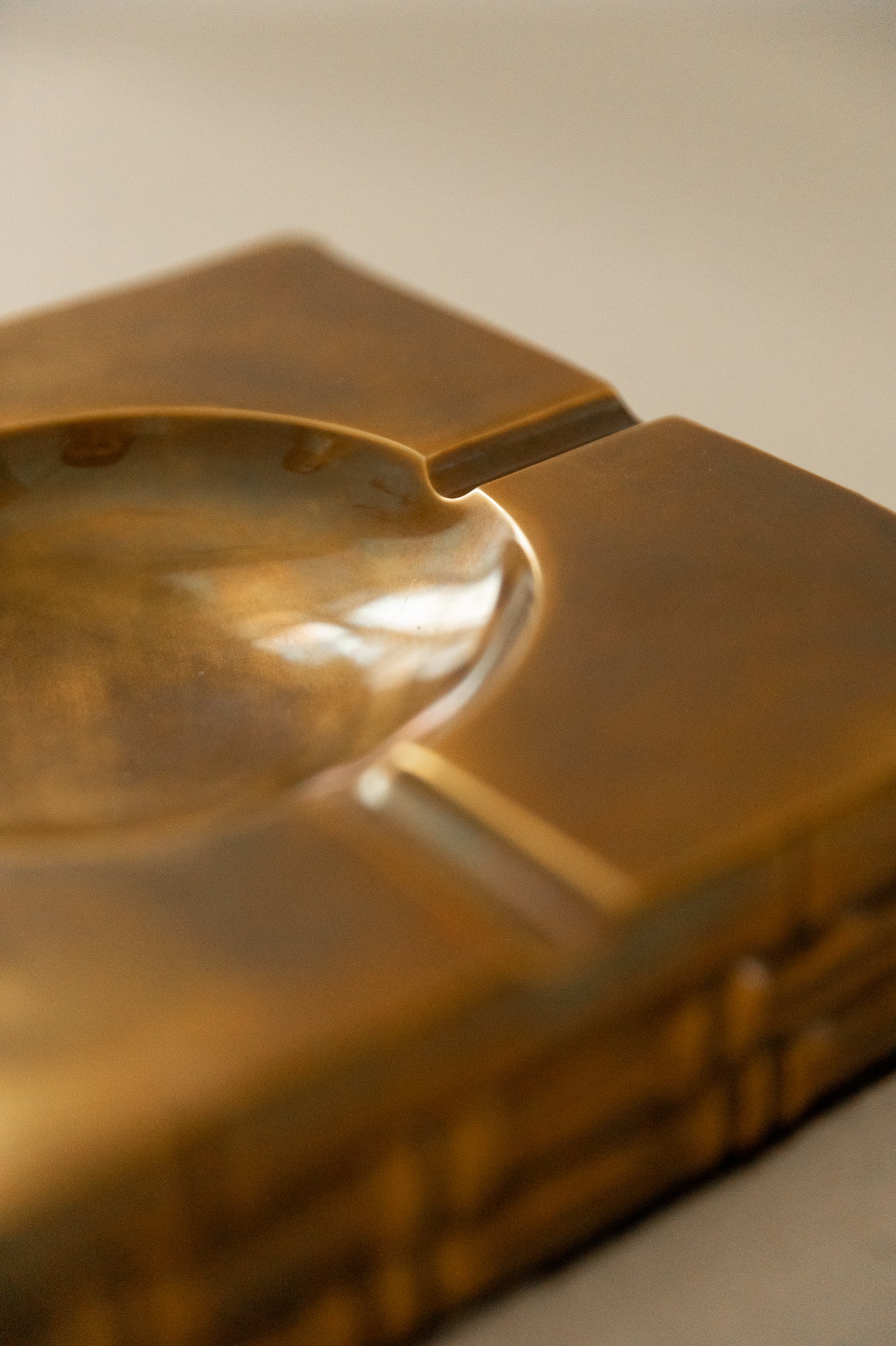 CENICERO DE LATÓN EFECTO BAMBÚ