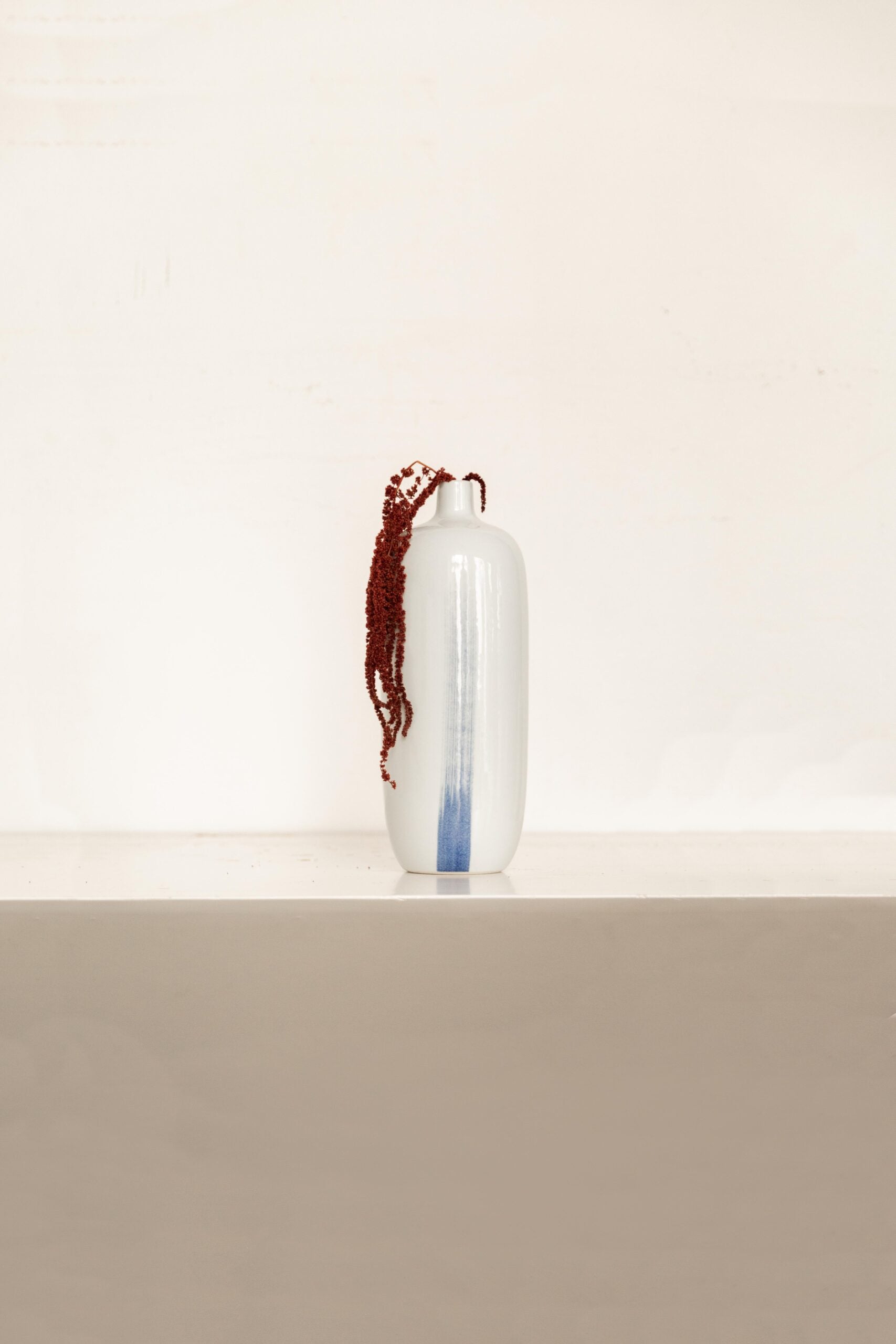 JARRÓN PORCELANA BLANCO BRILLO Y AZUL | No.2