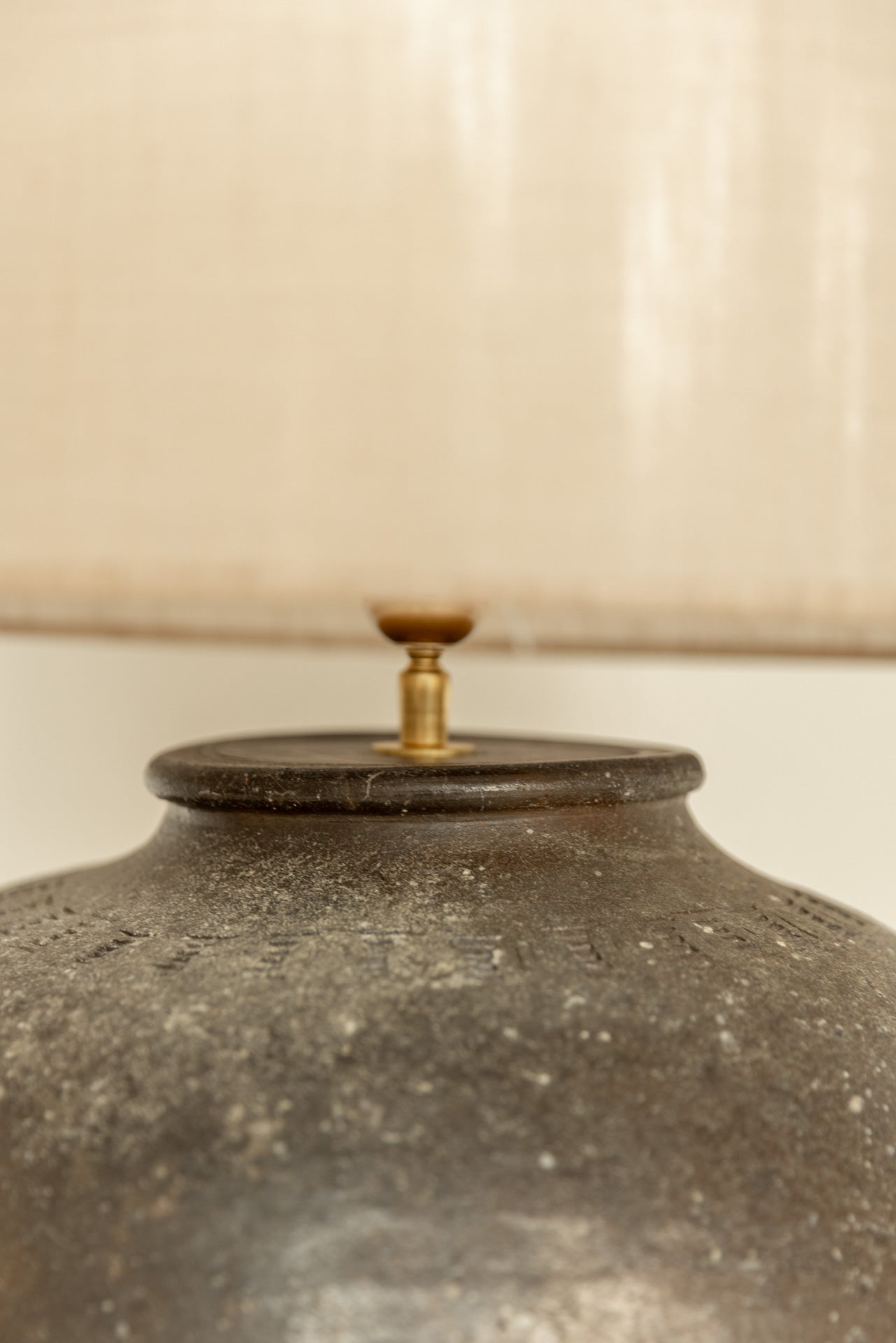 BASE DE LÁMPARA CERAMICA MARRÓN | No. 3