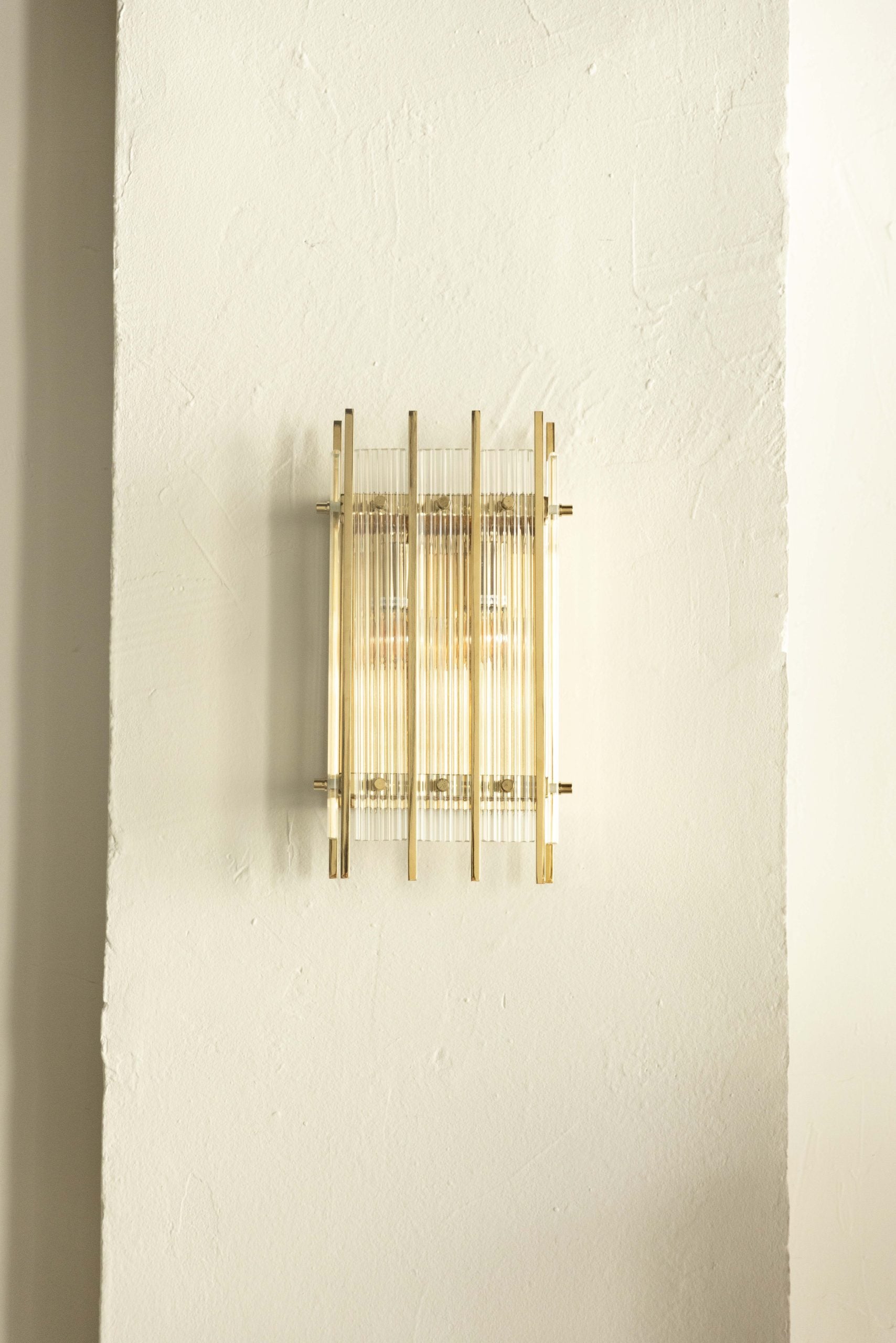 APLIQUE RECTANGULAR DORADO DE CRISTAL ESTRIADO