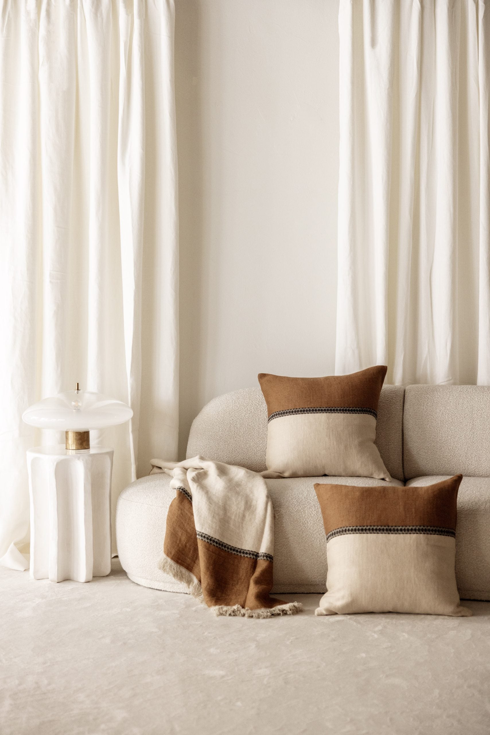 PLAID LINO Y LANA NATURAL Y MARRÓN