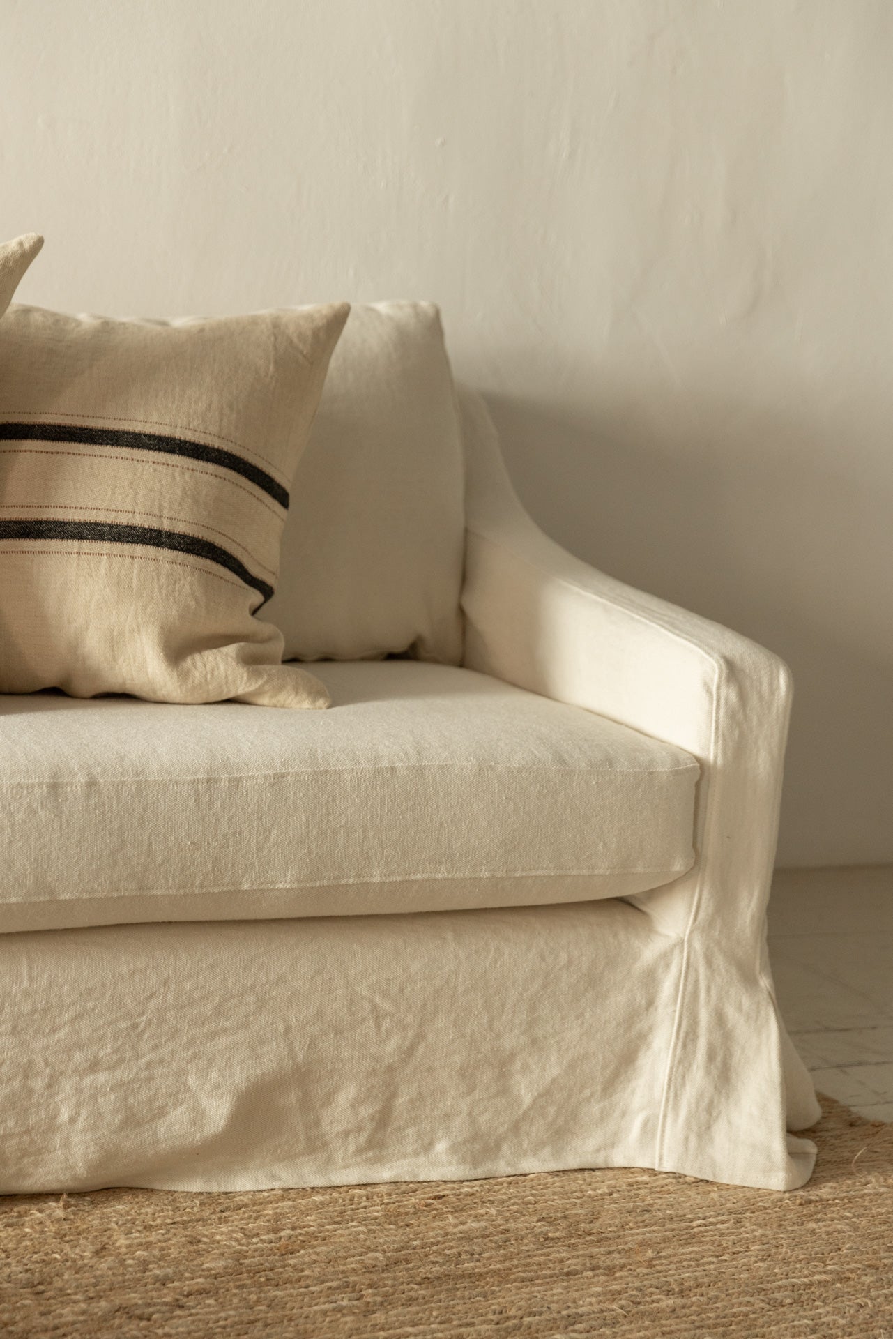 SOFÁ DE LINO DESENFUNDABLE | MZ.03