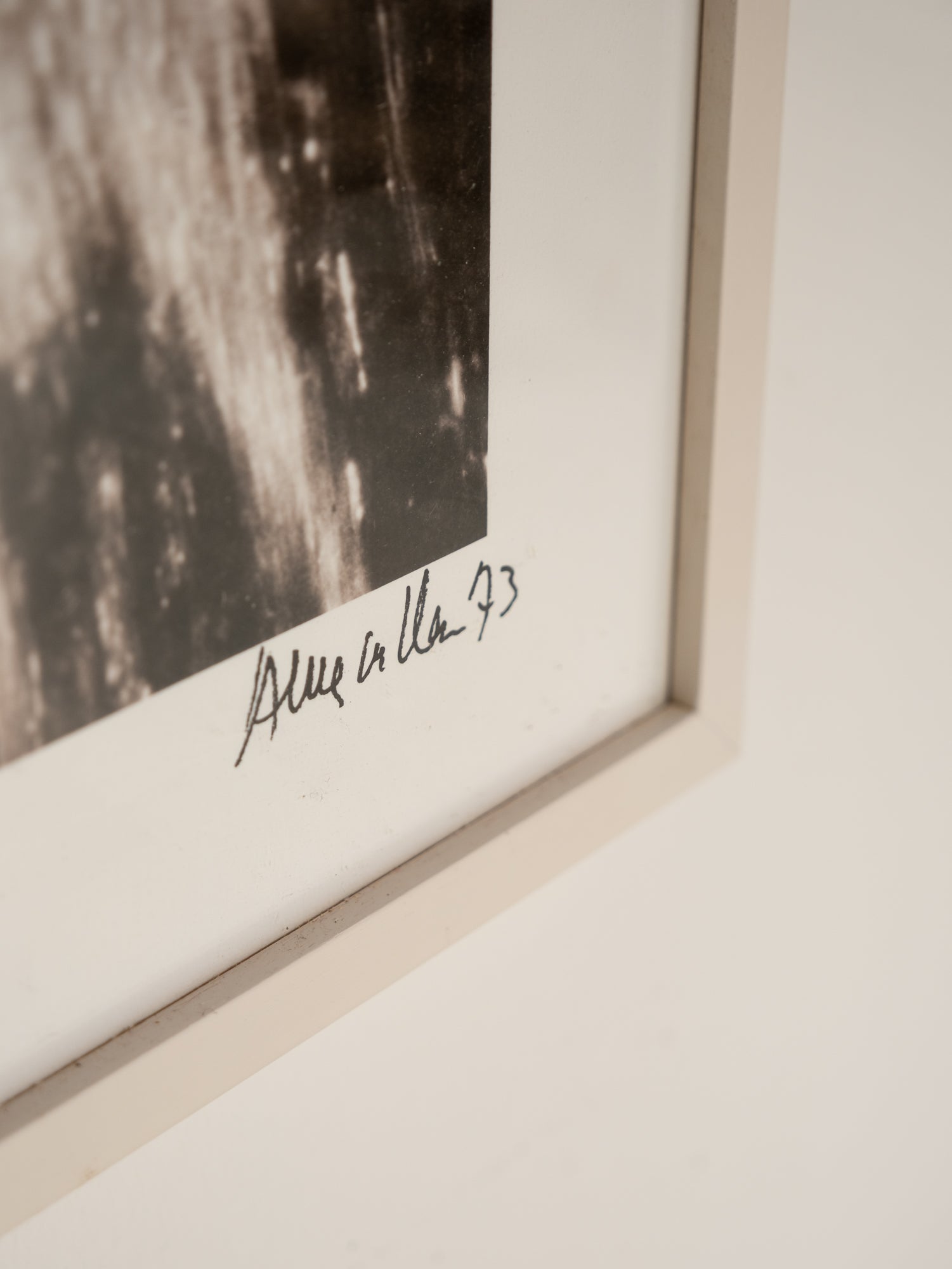 WOMAN NEAR SIRIGIYA, SRI LANKA, 1973