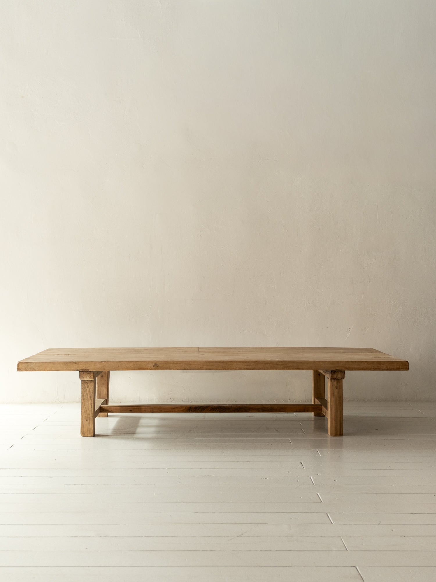 MESA DE CENTRO DE MADERA RECTANGULAR