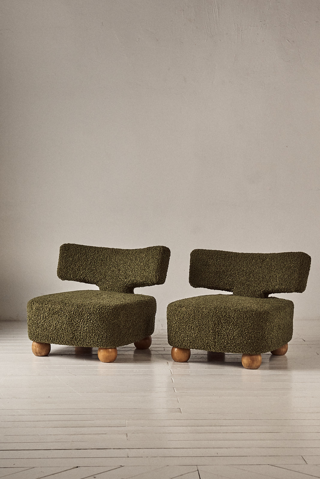 PAREJA DE BUTACAS VERDES TAPIZADO RIZO