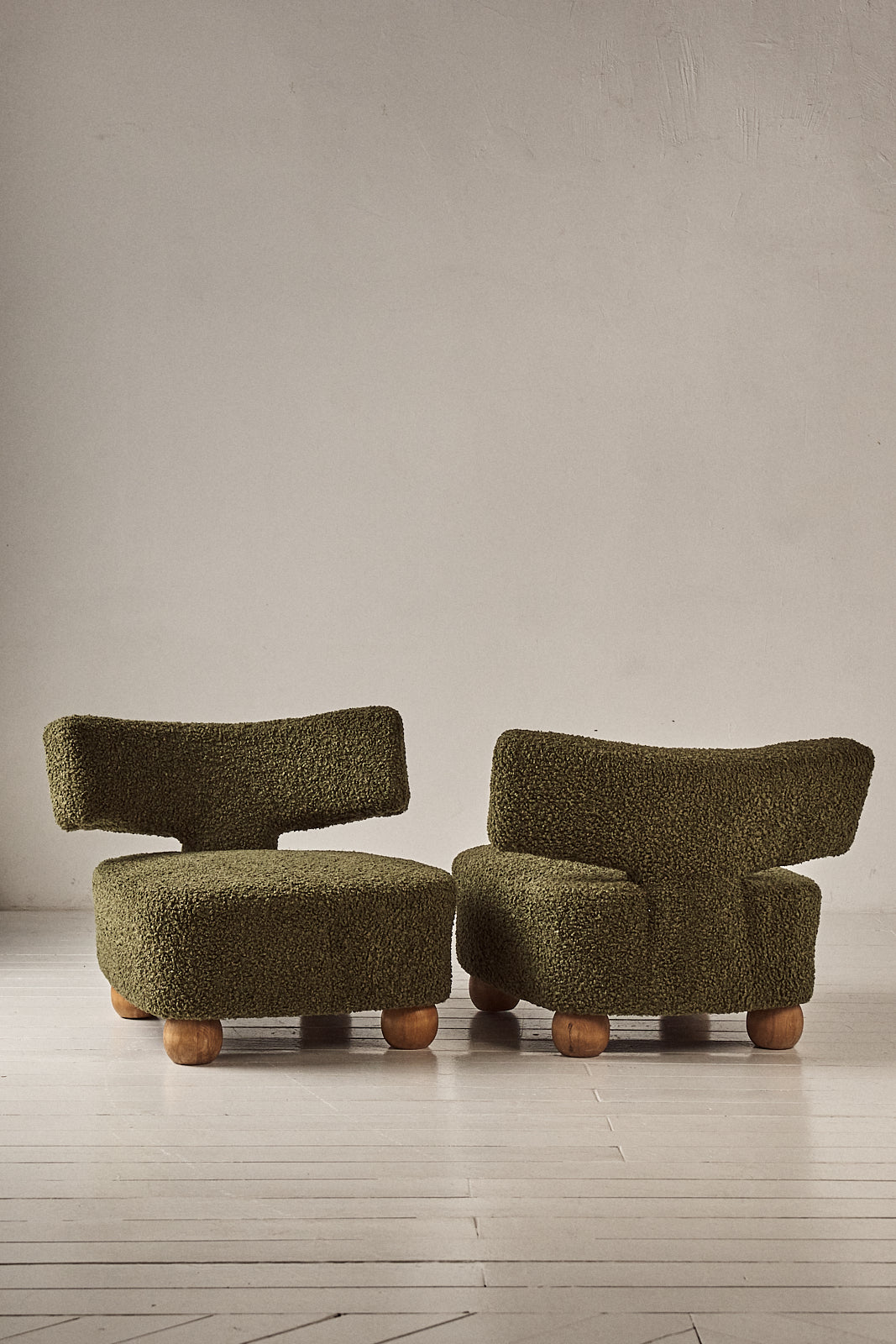 PAREJA DE BUTACAS VERDES TAPIZADO RIZO