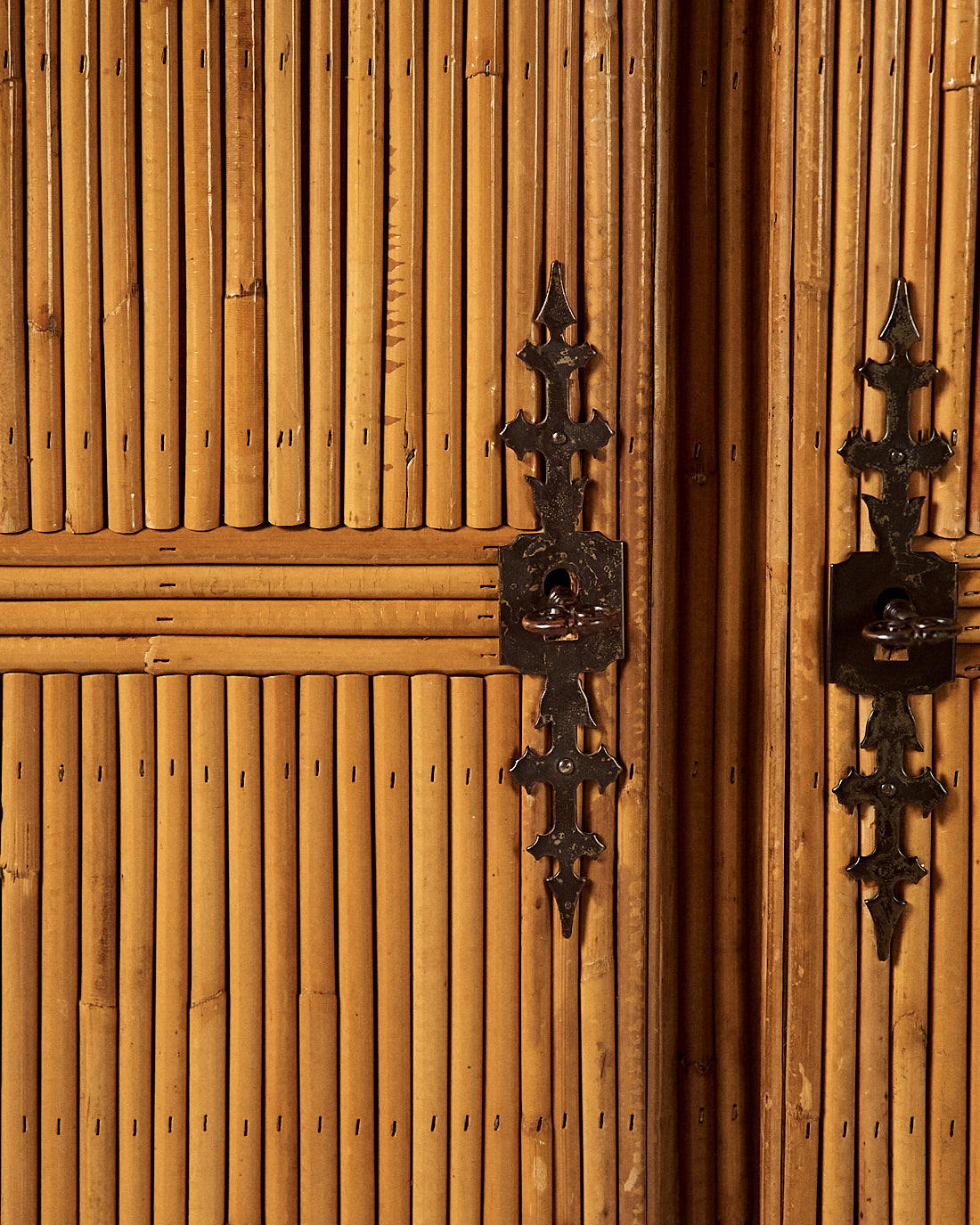 ARMARIO FRANCÉS DE BAMBÚ AÑOS 50