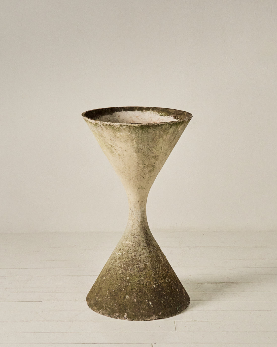 JARDINERA DE WILLY GUHL AÑOS 60