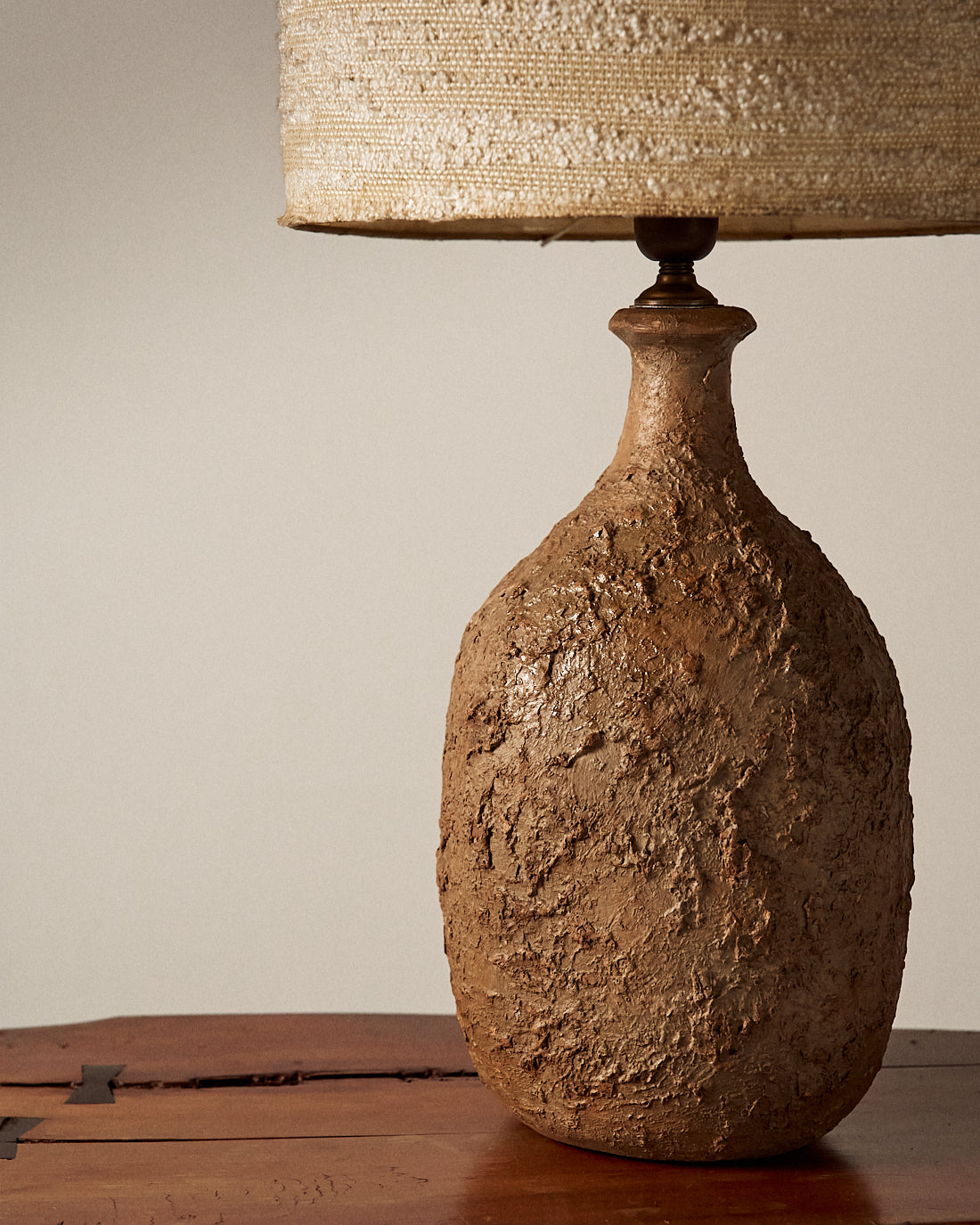 LÁMPARA DE MESA ITALIANA AÑOS 70