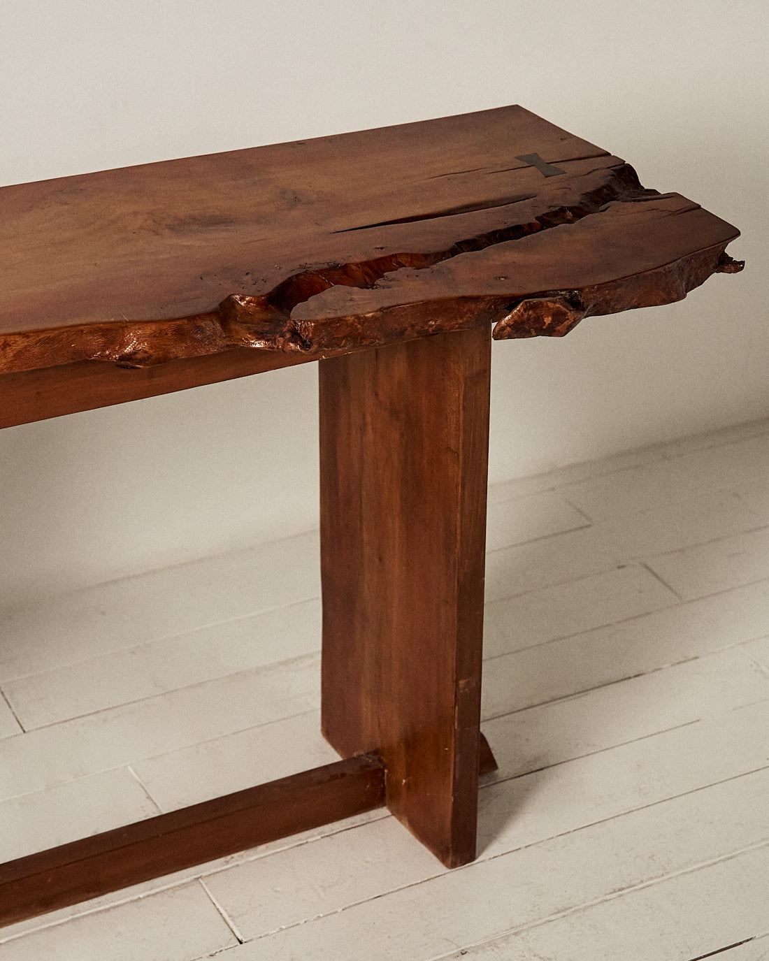 CONSOLA BELGA DE MADERA DE CEREZO