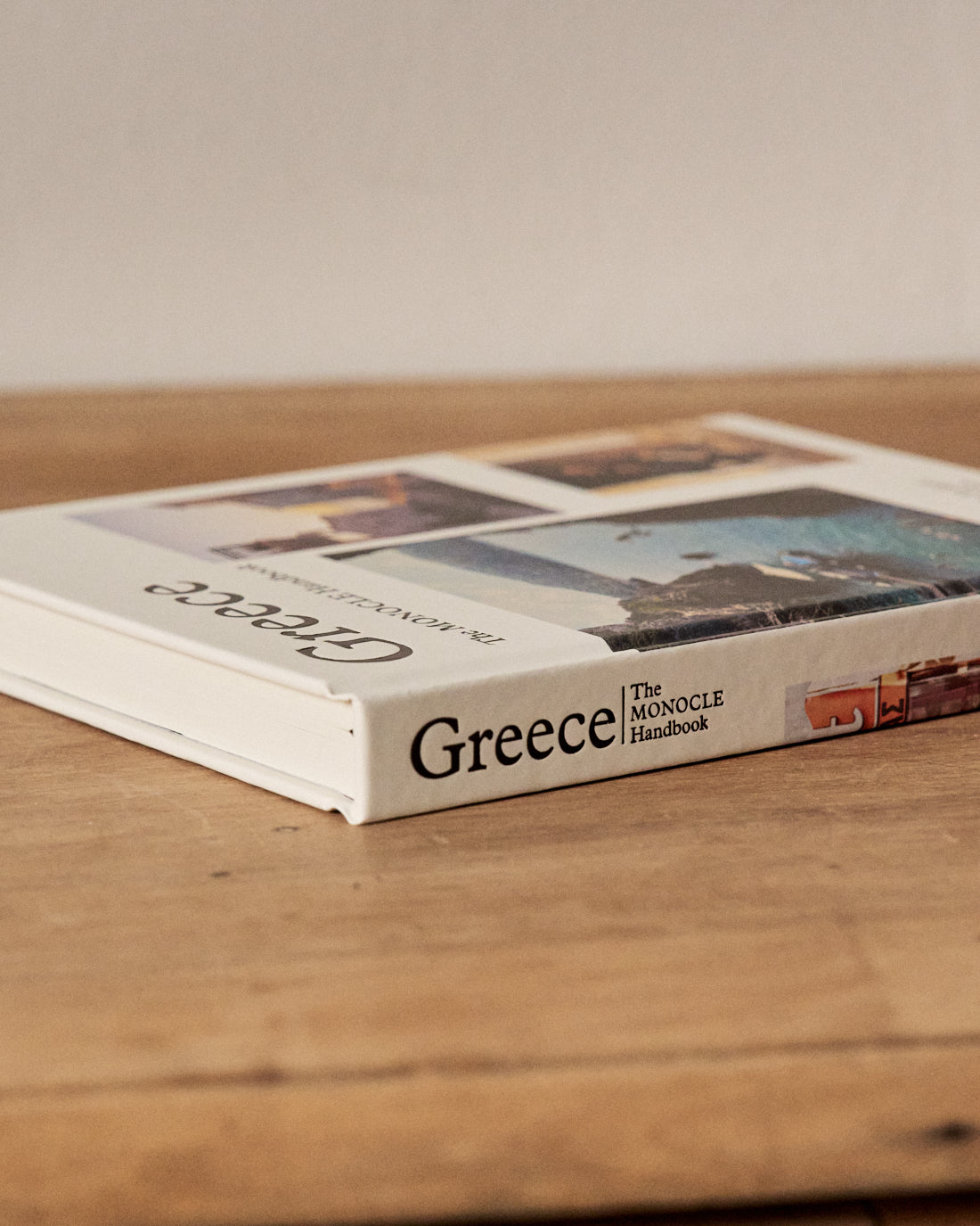 LIBRO "THE MONOCLE HANDBOOK: GREECE"