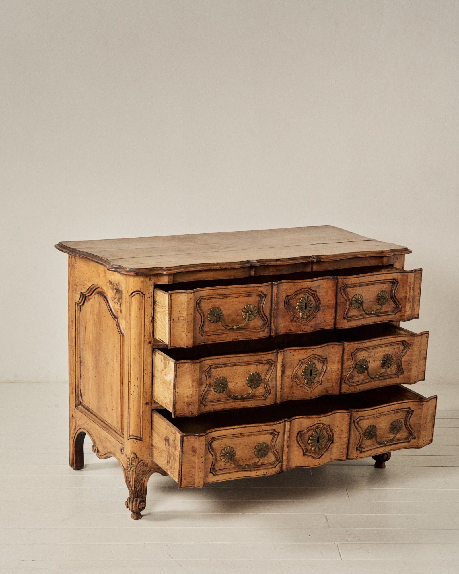CÓMODA LOUIS XV, S.XVIII