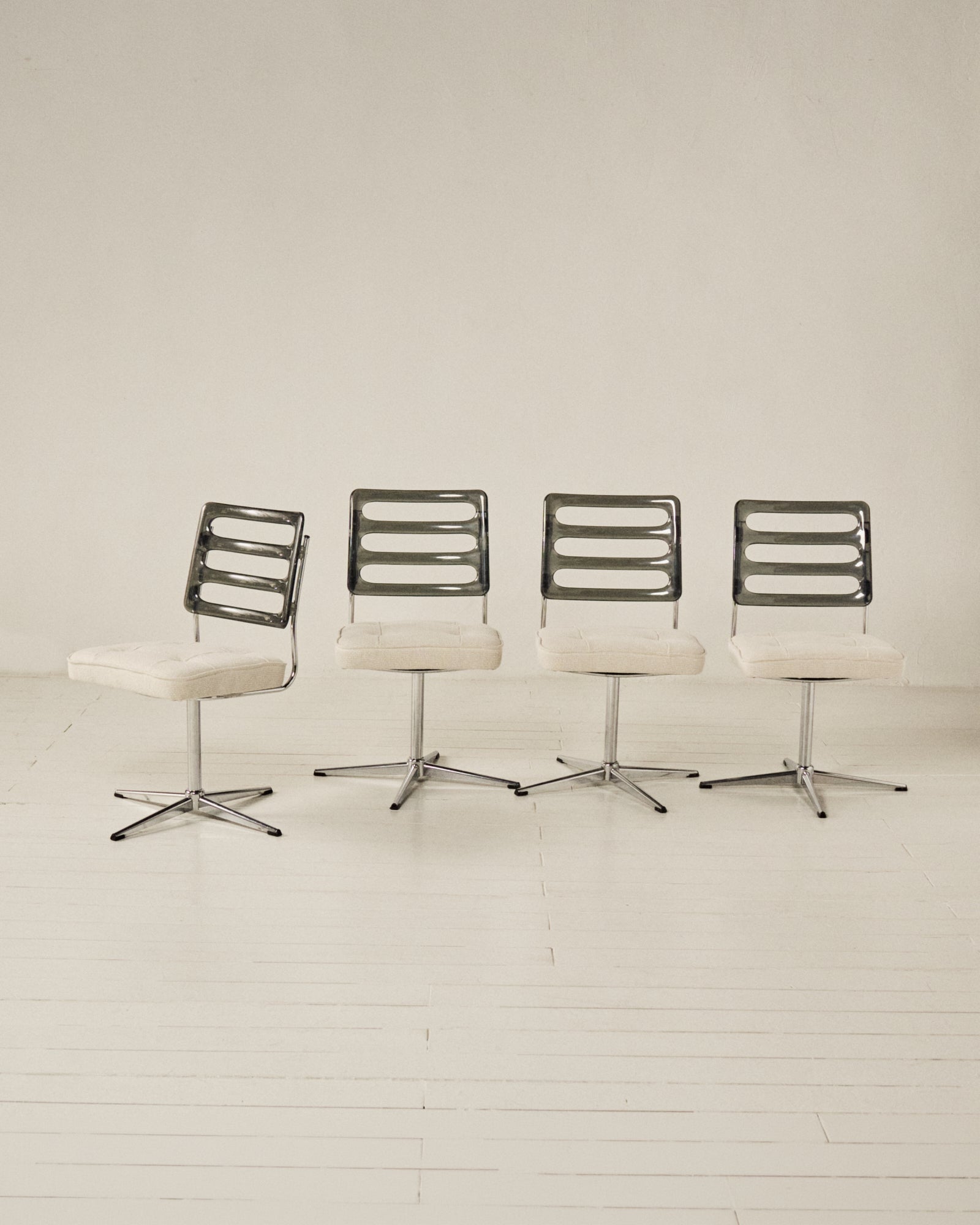 METAL AND PVC CHAIRS
